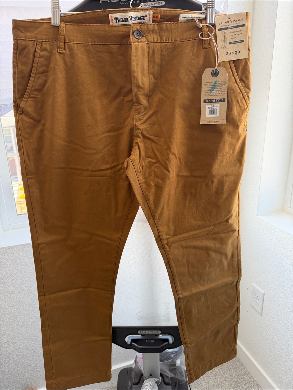 Brand New Tailor Vintage Men’s Chinos Bronzed Brown. Men’s size 36x30